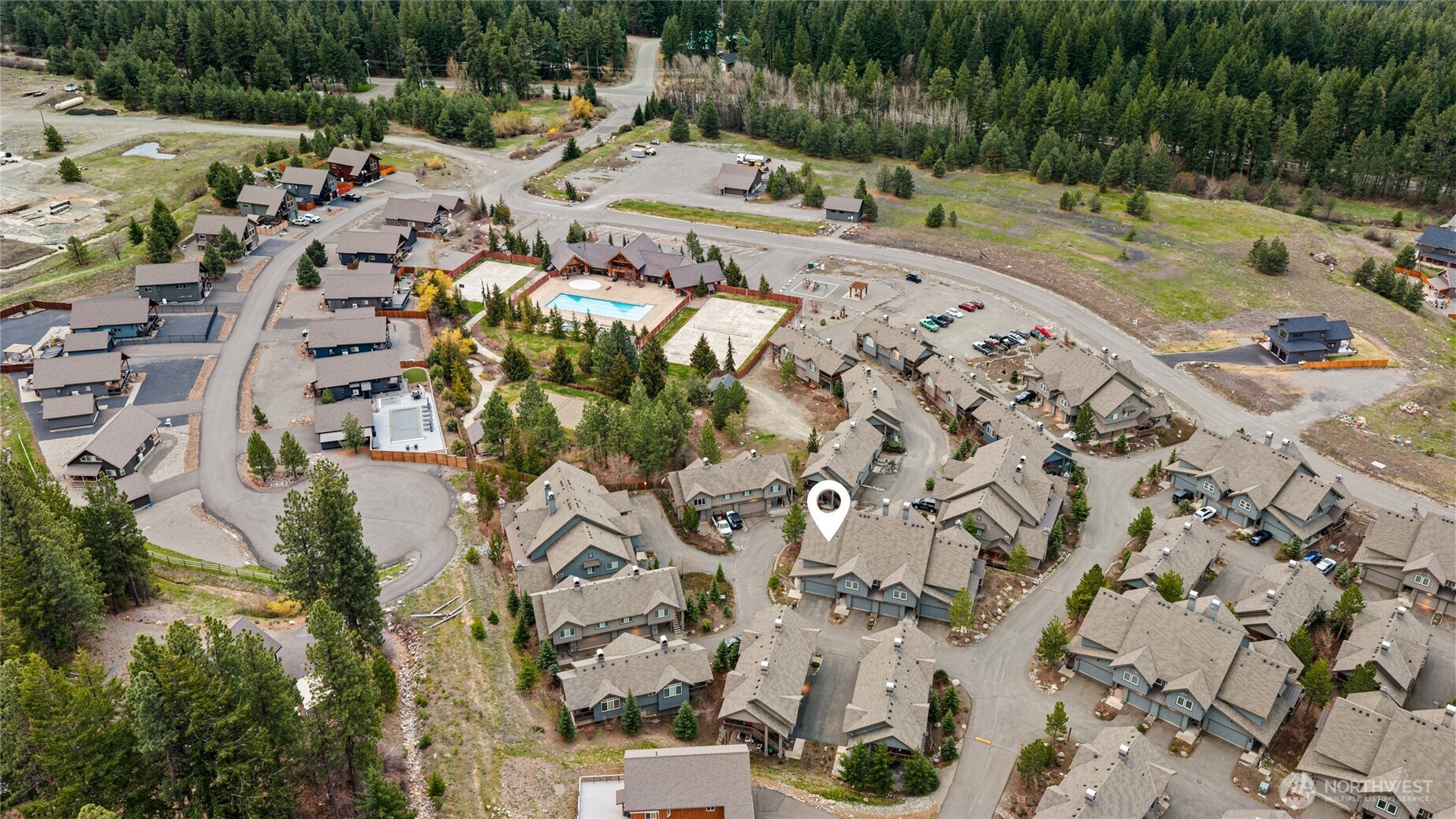 231 Clearwater Loop, Unit 1 Ronald, WA 98940 - Photo 25 of 34 a view of swimming pool with a yard