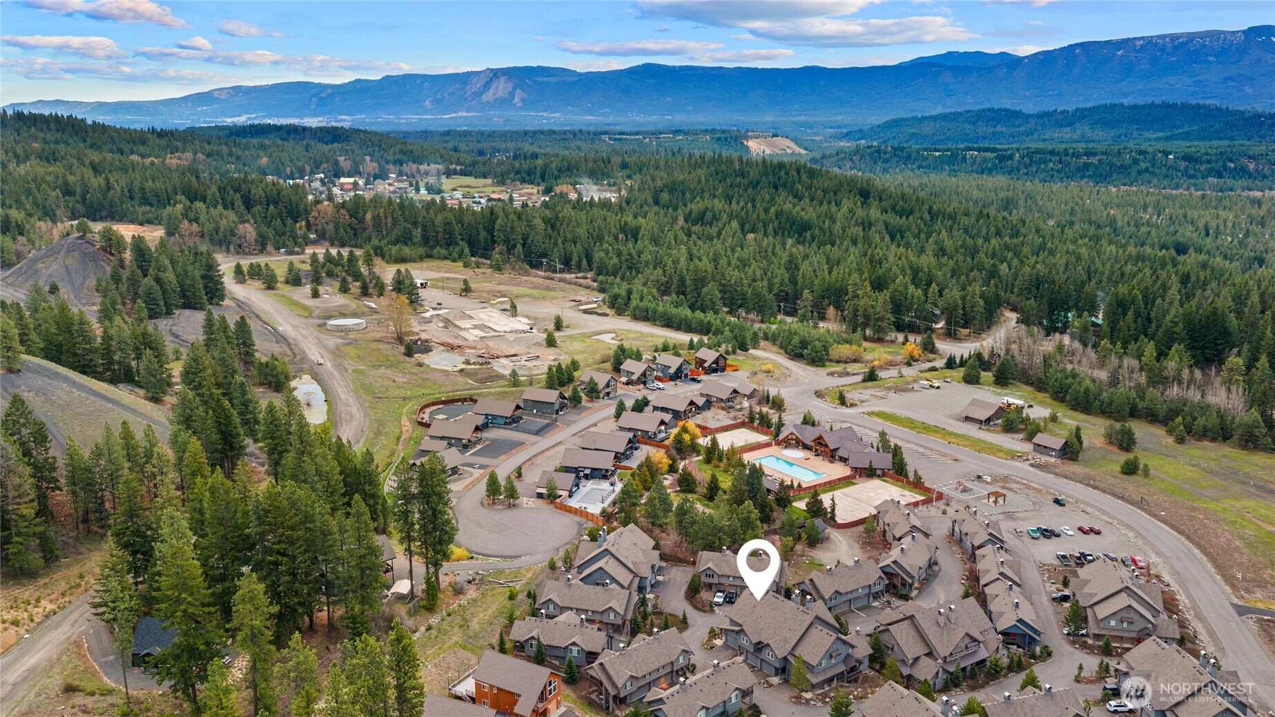231 Clearwater Loop, Unit 1 Ronald, WA 98940 - Photo 27 of 34 an aerial view of a house with a garden
