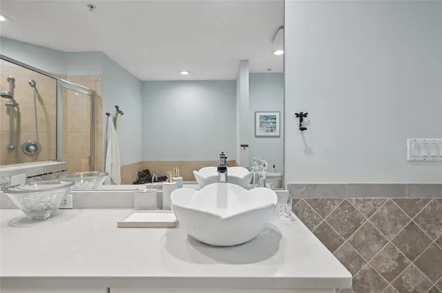 $849,900 | 1771 Ringling Boulevard, Unit 1001, Sarasota, FL 34236