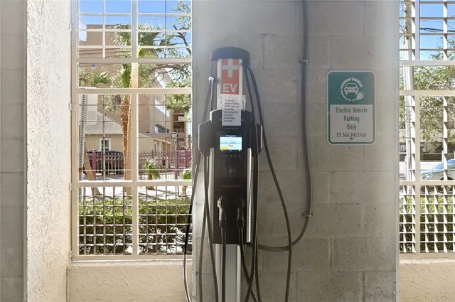 $849,900 | 1771 Ringling Boulevard, Unit 1001, Sarasota, FL 34236