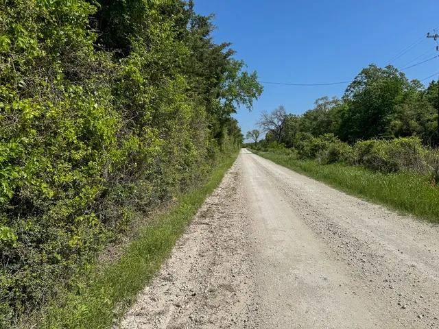 $199,000 | 123 County Road 123, Iola, TX 77861