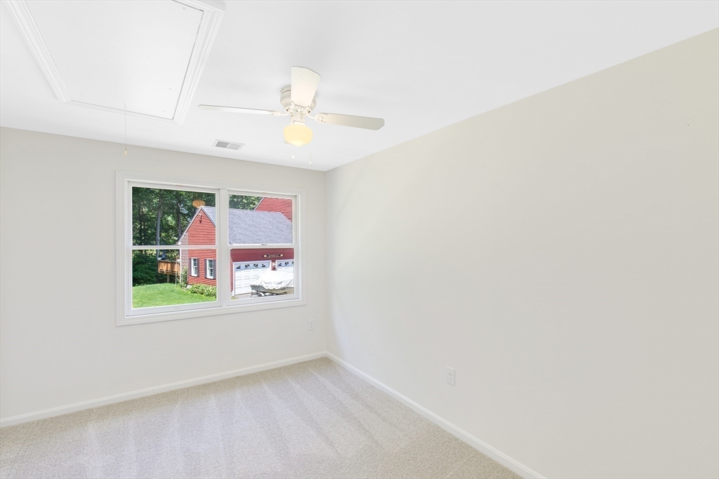138 Orchard Hill Road Haverhill, MA 01835 - Photo 30 of 42