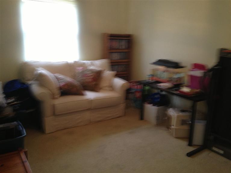 1068 Armstrong Mill Road, Unit C Lexington, KY 40517 - Photo 12 of 13 2nd/Spare Bedroom
