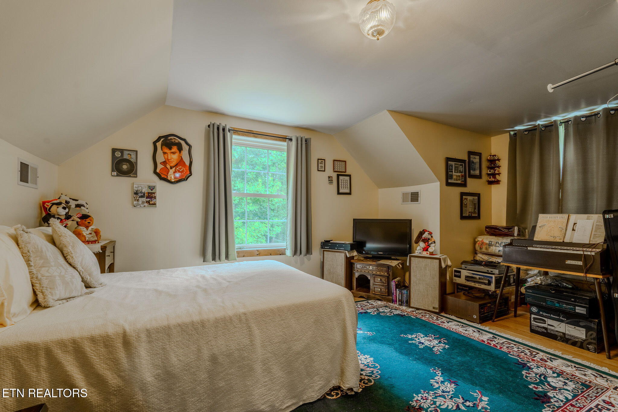 1985 Poplar Springs Road Greeneville, TN 37743 - Photo 15 of 32 26-web-or-mls-1985-poplar-springs-rd