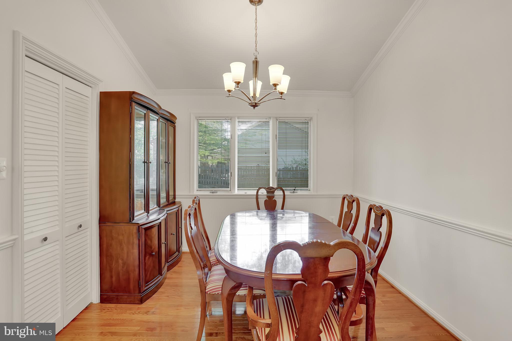 9083 Brook Ford Road Burke, VA 22015 - Photo 8 of 30 Dining Room