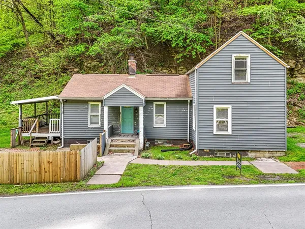 $160,000 | 231 Coal Valley Road, Jefferson Hills, PA 15025