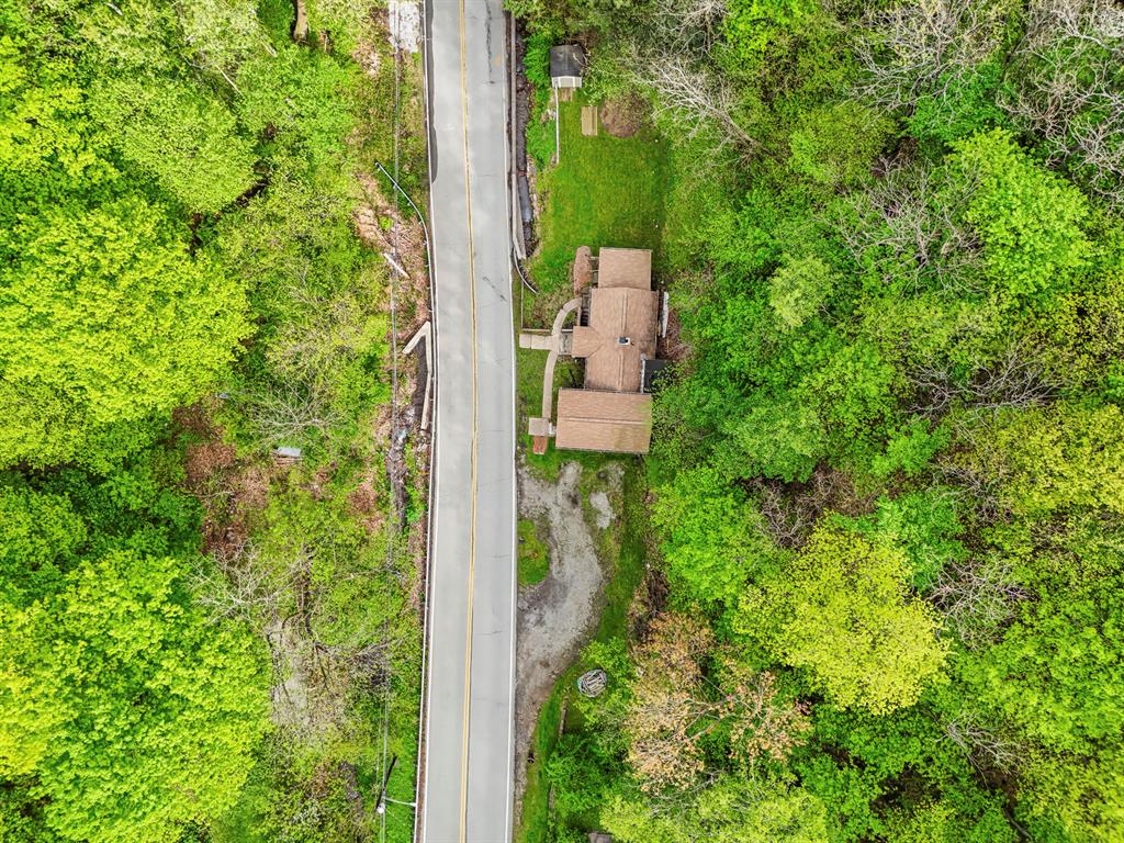 231 Coal Valley Road Jefferson Hills, PA 15025 - Photo 13 of 20