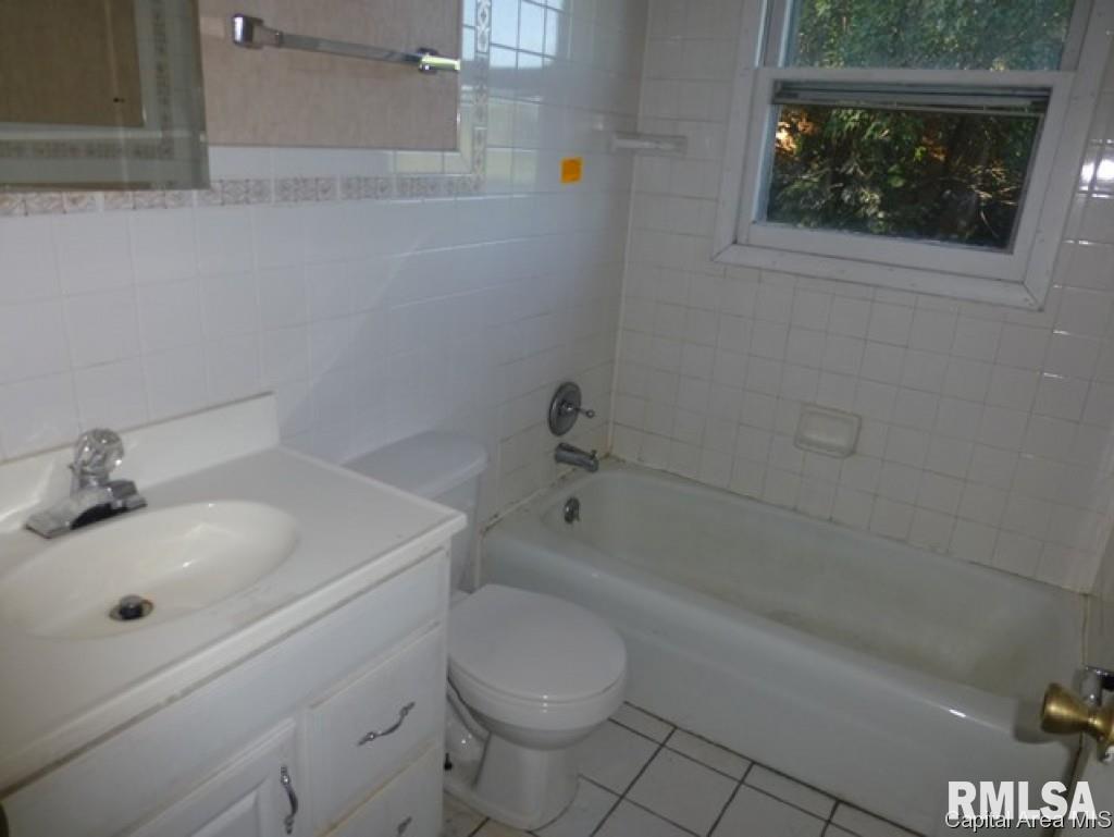 72-74 Providence Lane Springfield, IL 62711 - Photo 5 of 21