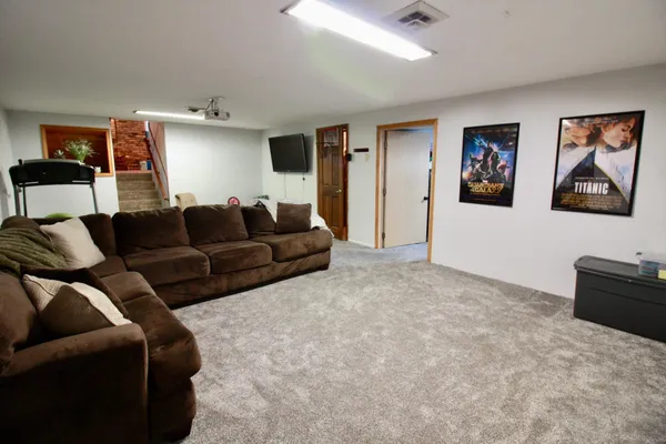 $350,000 | 412 18th Avenue North, Wahpeton, ND 58075