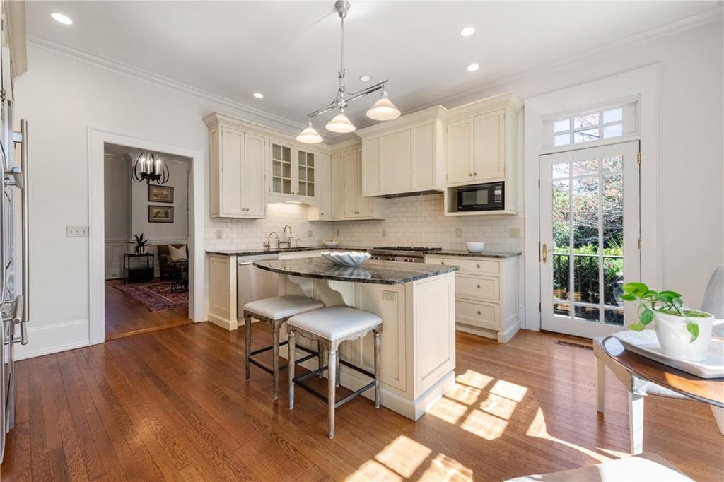 1209 Springdale Road Northeast Atlanta, GA 30306 - Photo 14 of 63