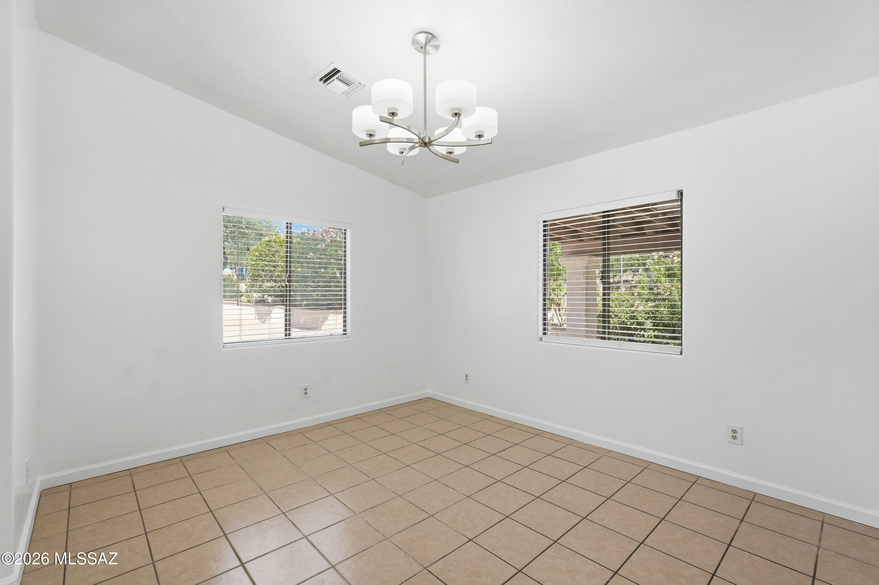 983 Matas Court Rio Rico, AZ 85648 - Photo 9 of 47 019_ListerPros