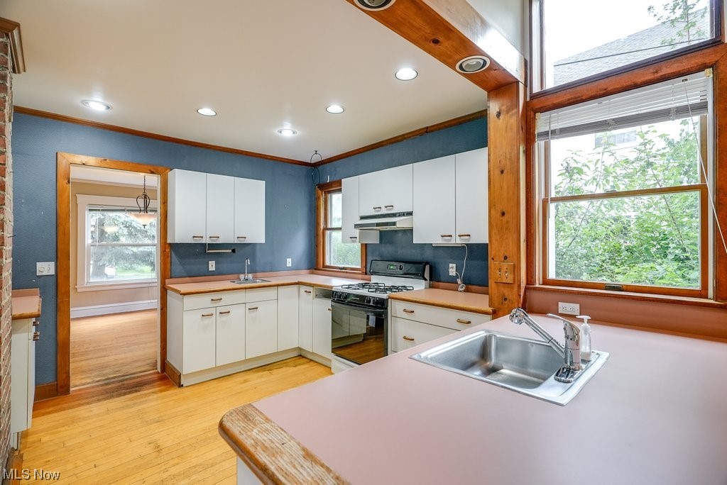 3021 Somerton Road Cleveland, OH 44118 - Photo 10 of 32 Gallery Image 10