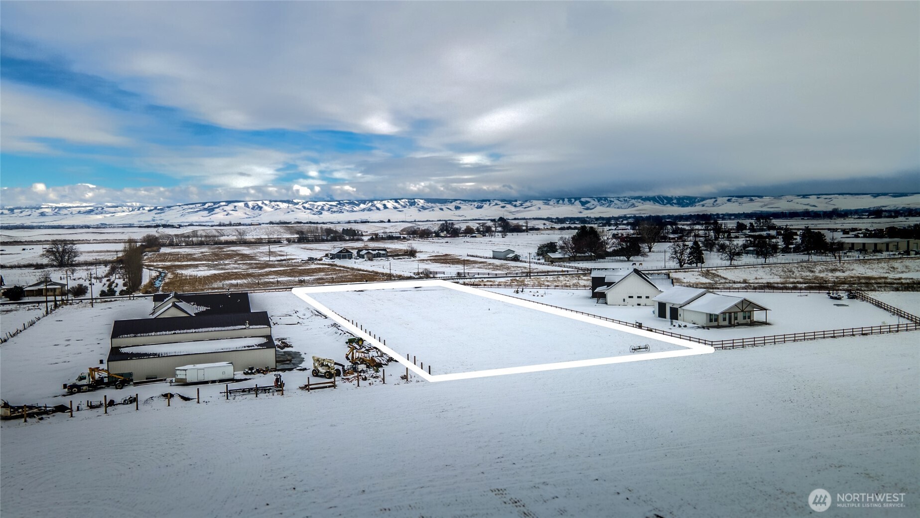 1068 Locher Road Touchet, WA 99360 - Photo 8 of 8 an view of a city