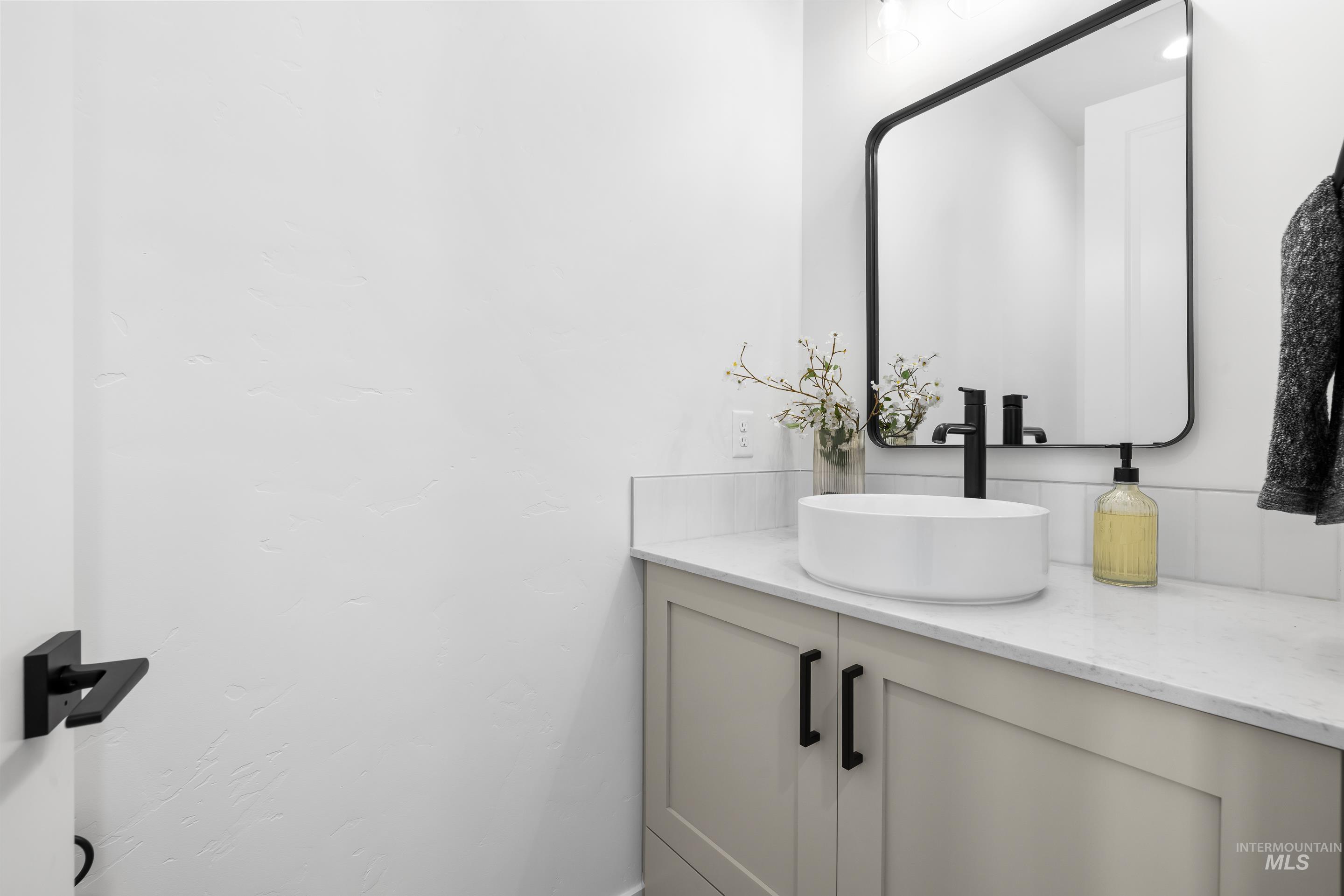 8151 South Granite Rdg Avenue Boise, ID 83716 - Photo 25 of 50