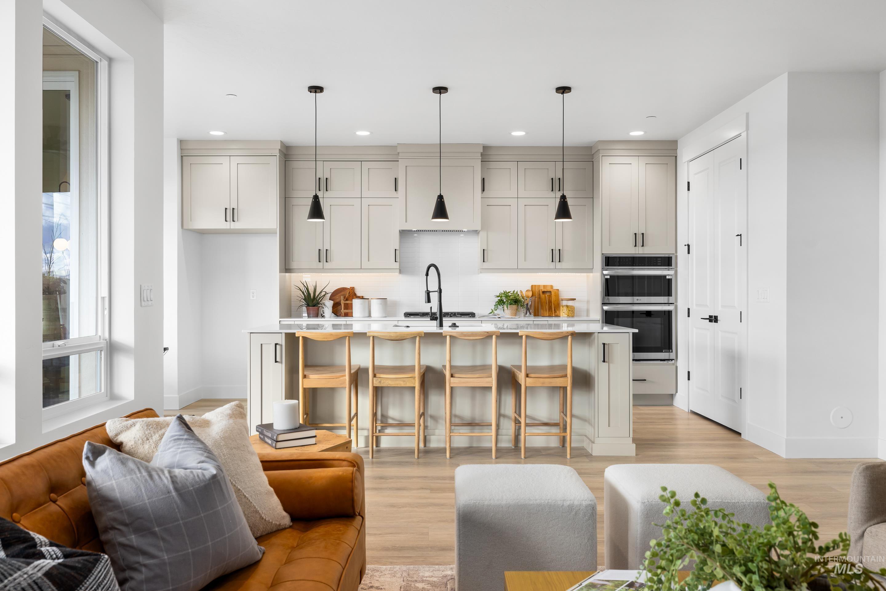 8151 South Granite Rdg Avenue Boise, ID 83716 - Photo 4 of 50