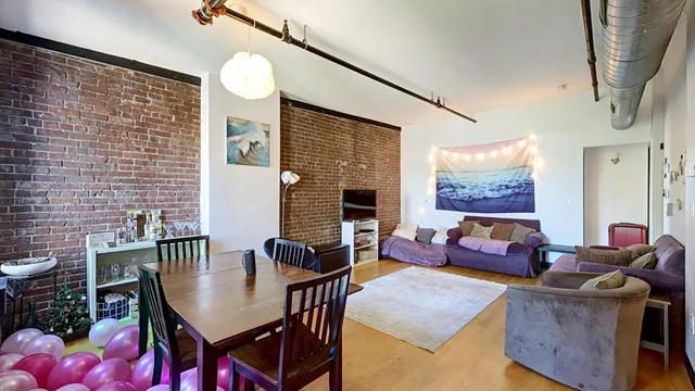 $5,000 | 1445 Tremont Street, Unit 3S, Boston, MA 02120