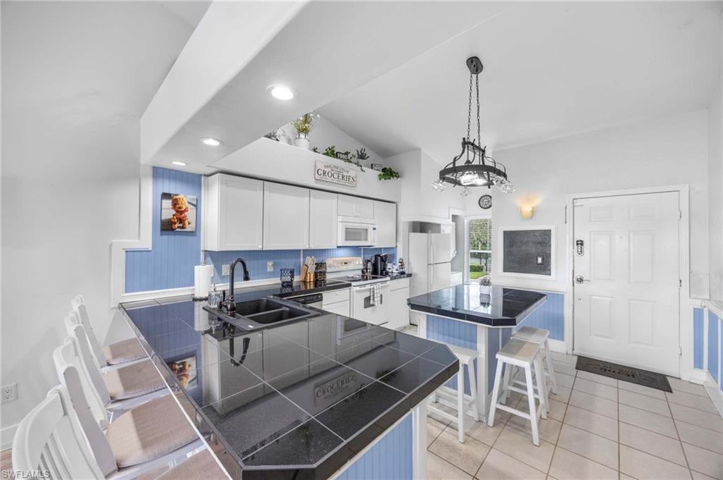 7980 Mahogany Run Lane, Unit 123 Naples, FL 34113 - Photo 10 of 41