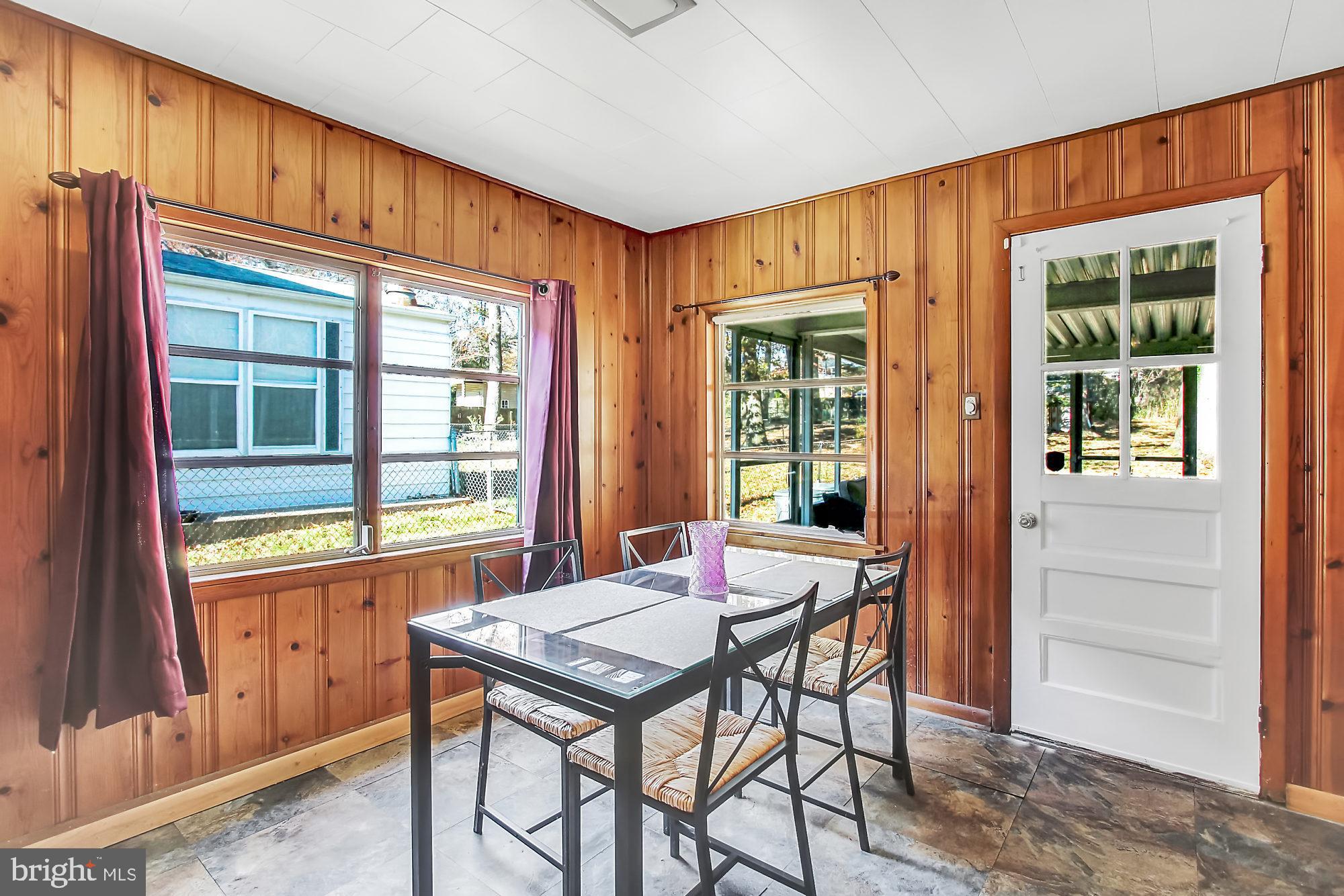 1656 Mussula Road Towson, MD 21286 - Photo 5 of 26 Bonus Florida room for added square footage