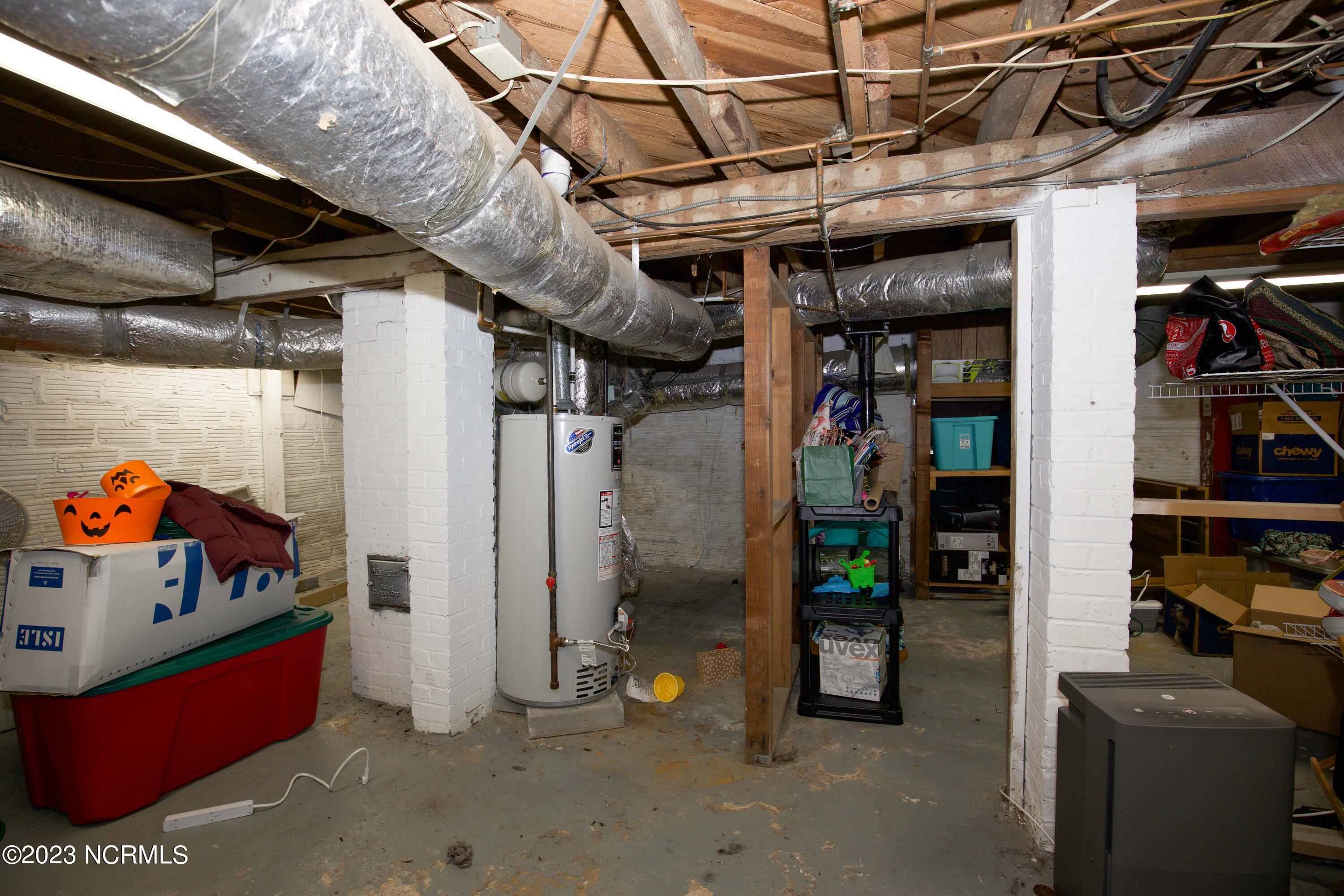 655 North May Street Southern Pines, NC 28387 - Photo 23 of 29 655 N May St-24