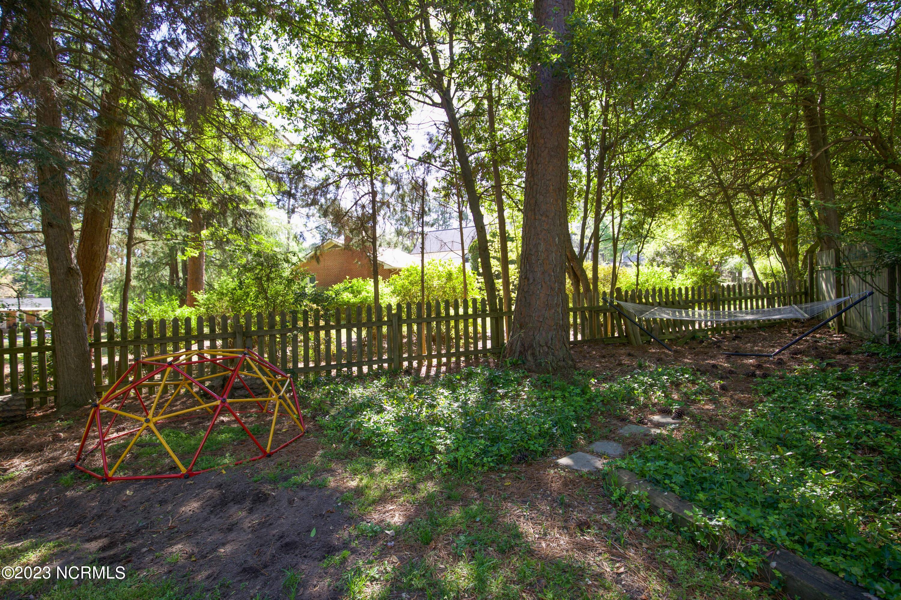 655 North May Street Southern Pines, NC 28387 - Photo 26 of 29 655 N May St-31