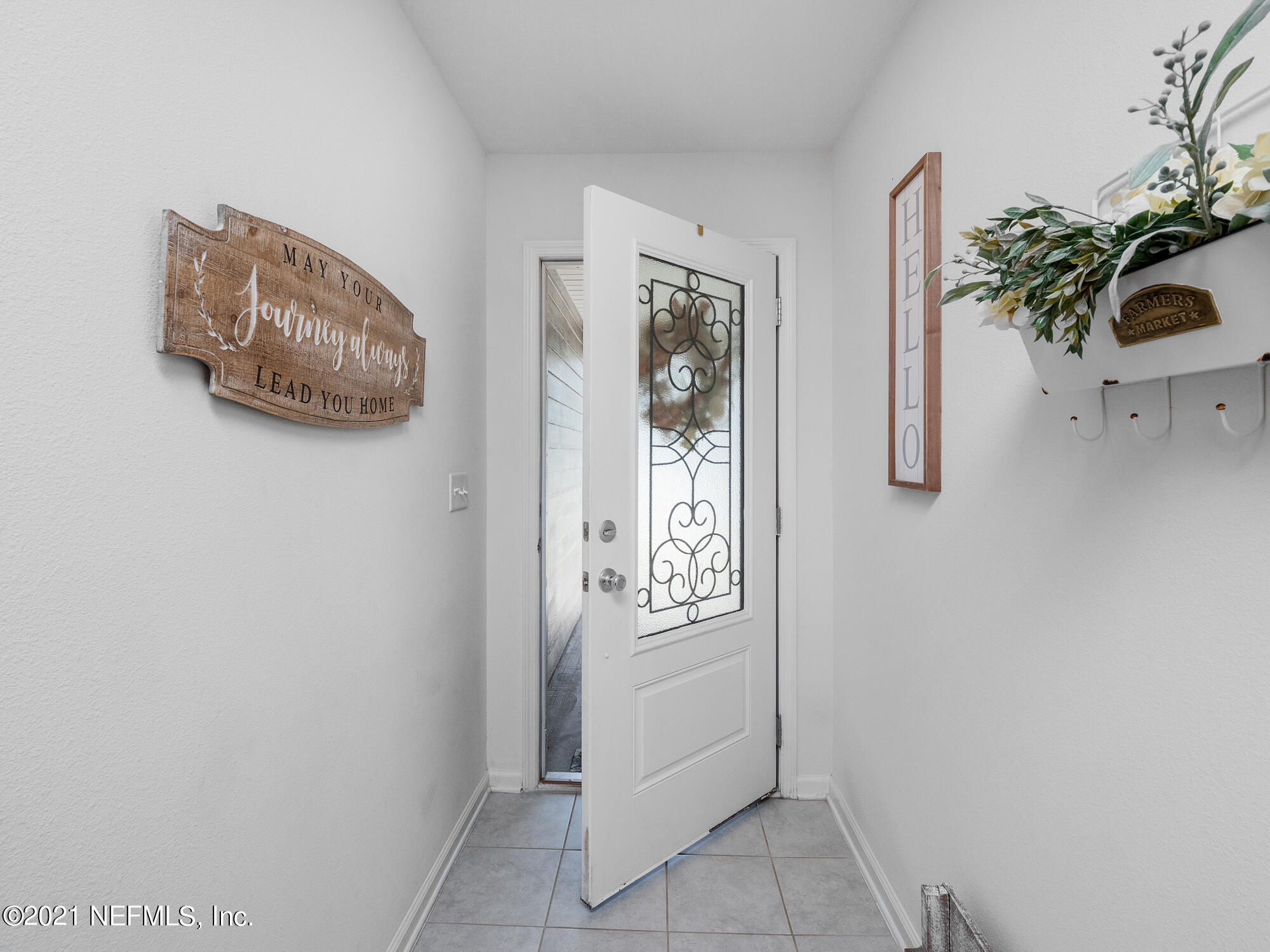 8209 Fouraker Forest Road Jacksonville, FL 32221 - Photo 6 of 26 Entry