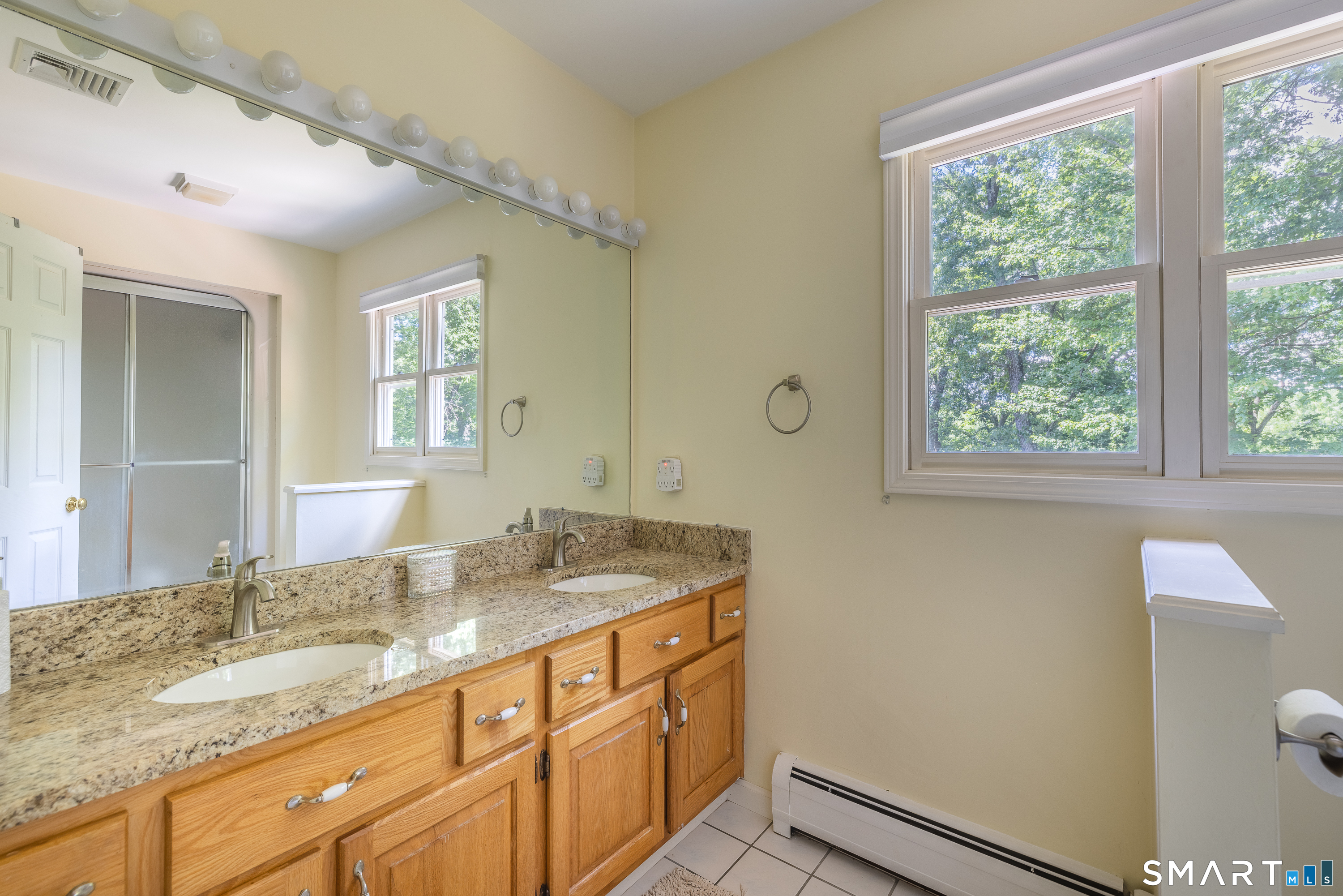 17 Sweet Meadow Road Newtown, CT 06470 - Photo 16 of 40