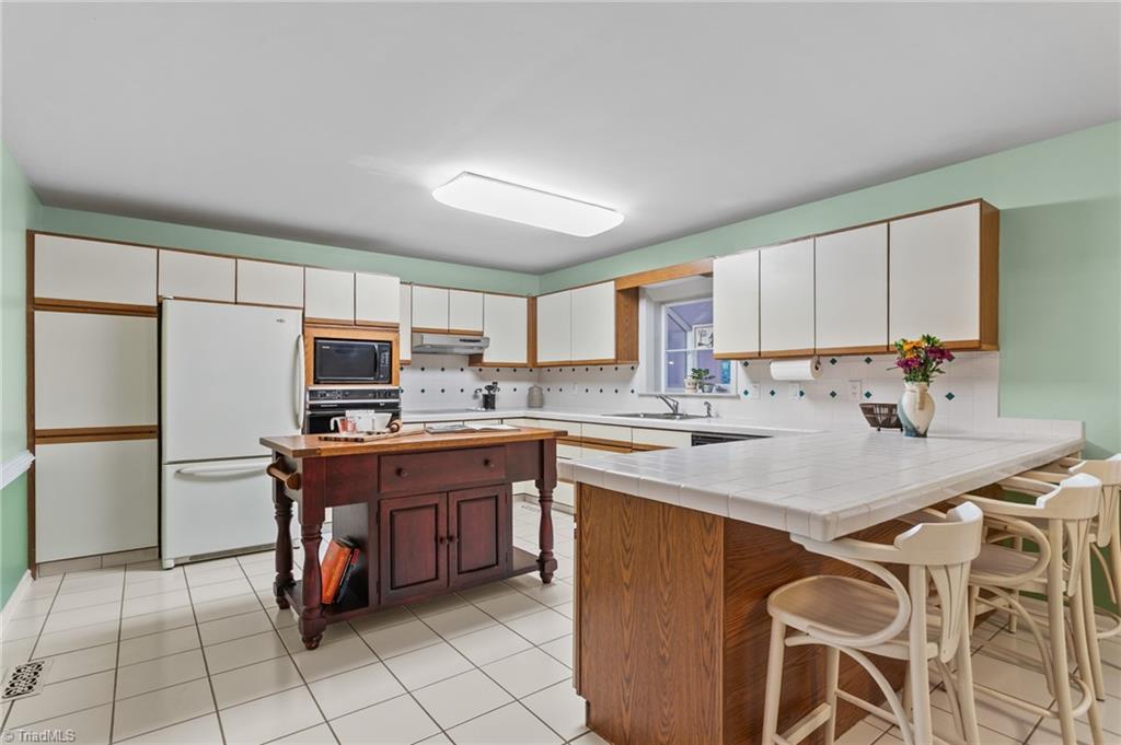 223 Wendy Oak Road Reidsville, NC 27320 - Photo 13 of 50