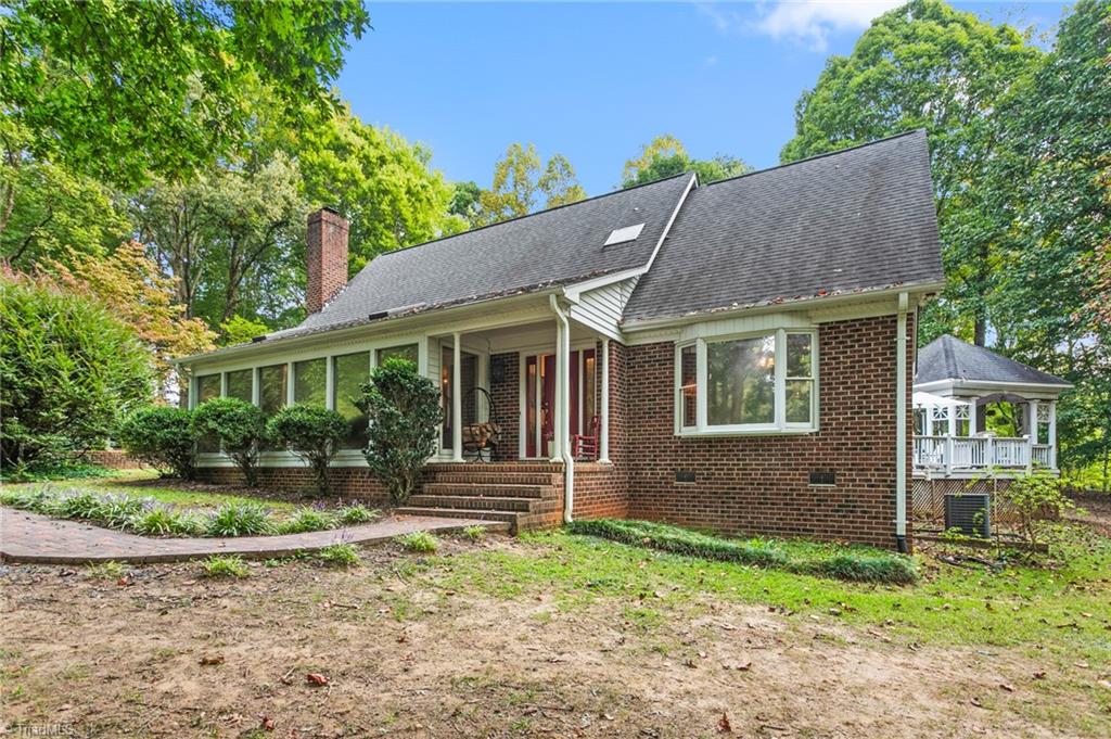 223 Wendy Oak Road Reidsville, NC 27320 - Photo 5 of 50