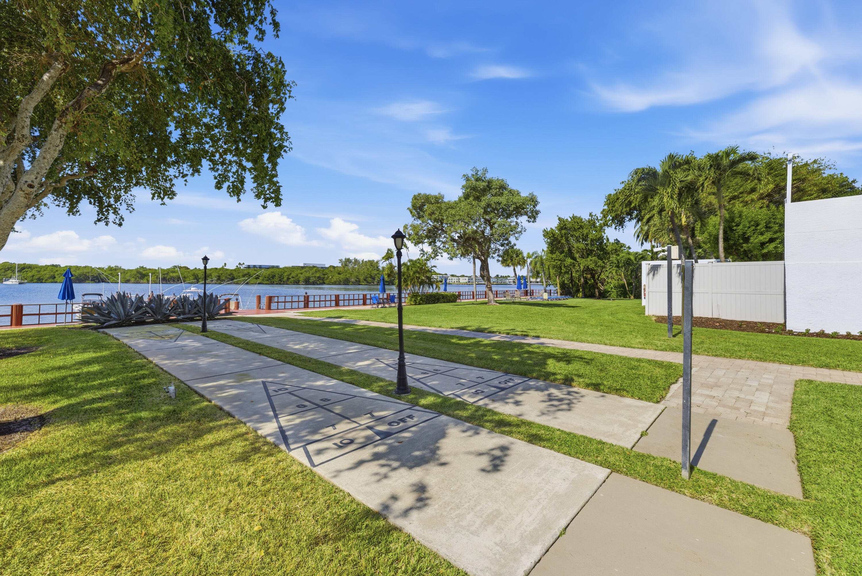 2121 North Ocean Boulevard, Unit 805W Boca Raton, FL 33431 - Photo 26 of 38 3W7A3820