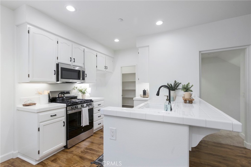 749 Sather Court Brea, CA 92821 - Photo 8 of 32