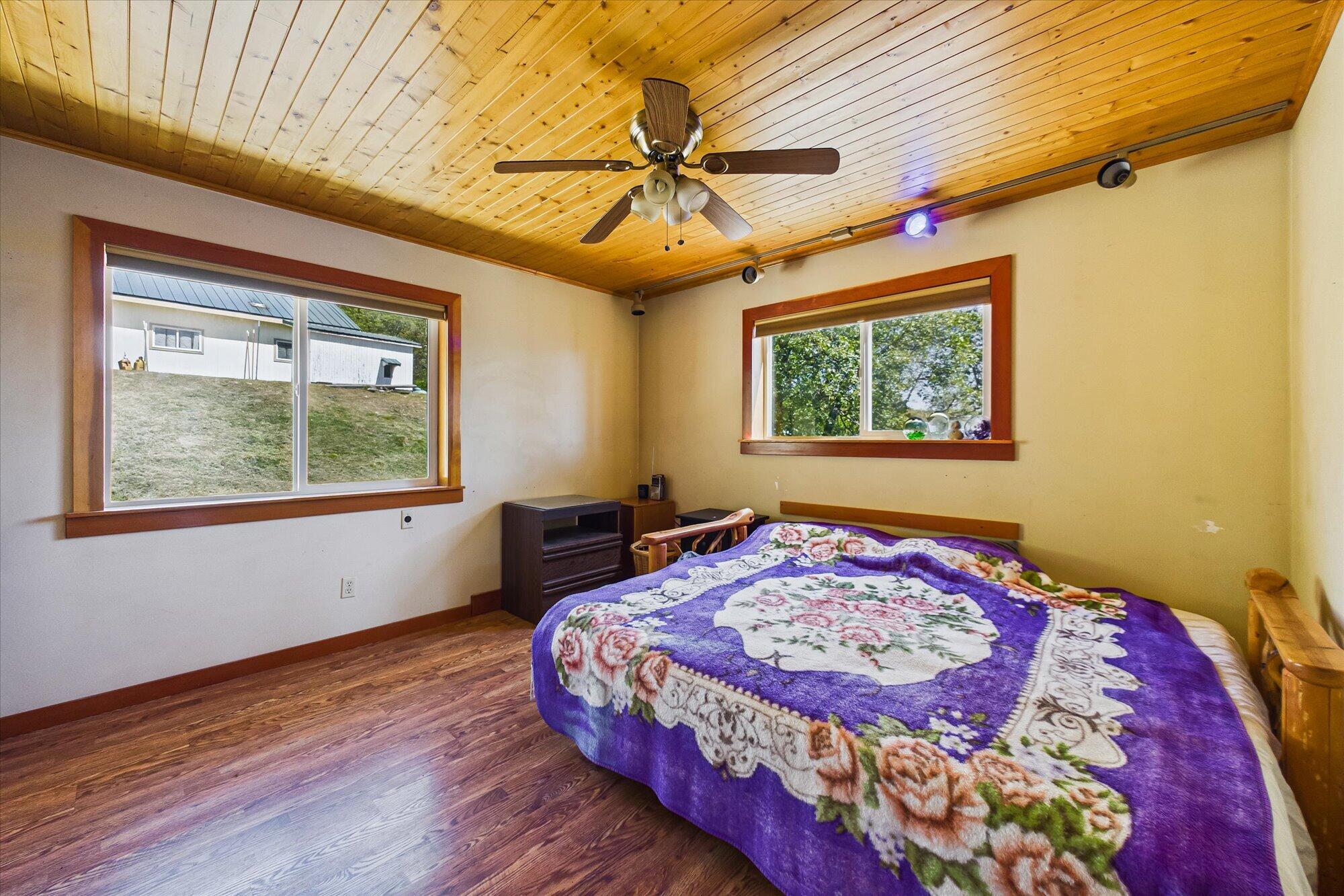 101 Gasline Road Bridgeville, CA 95526 - Photo 14 of 51