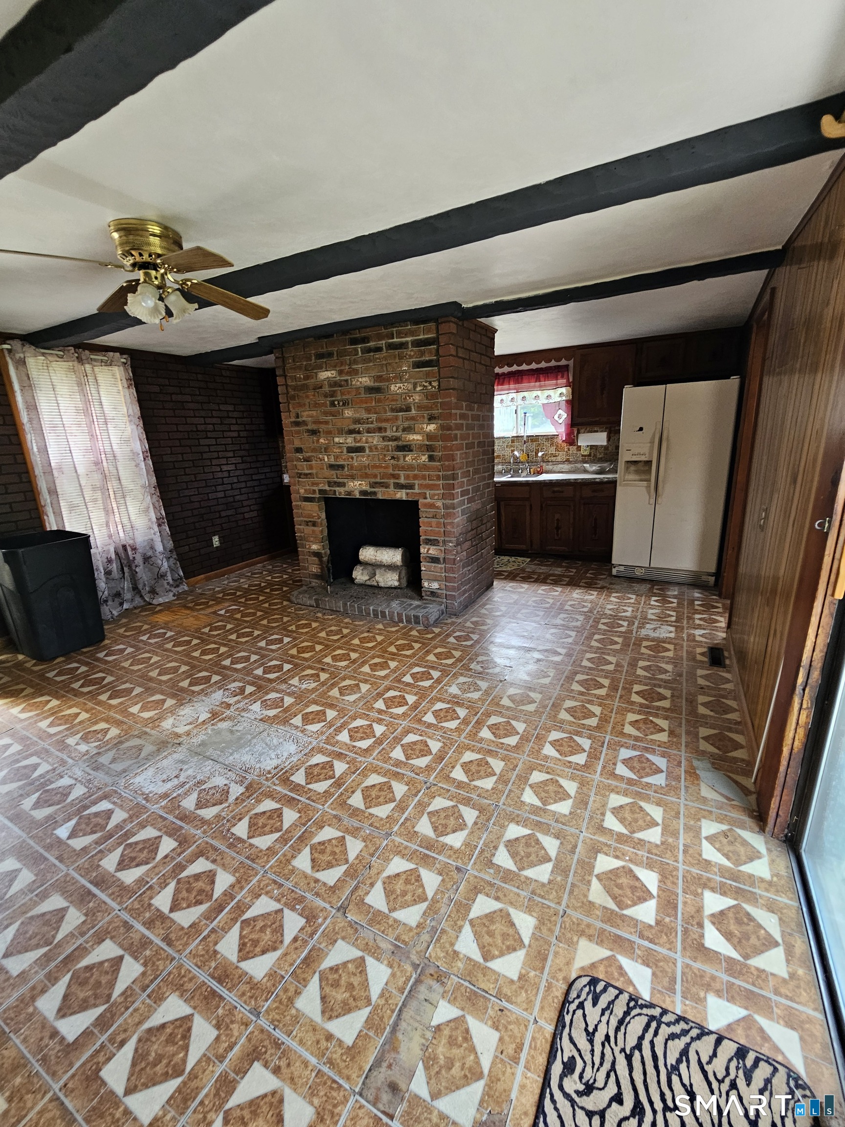 645 Silver Sands Road East Haven, CT 06512 - Photo 5 of 14