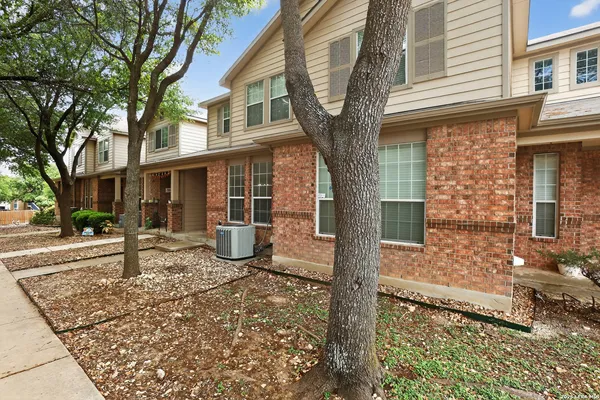 $250,000 | 2608 Grayson Way, San Antonio, TX 78232