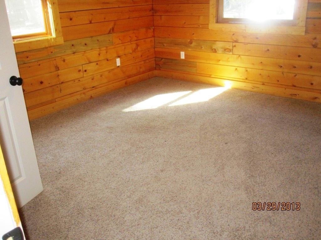 8567 Lake McCumber Road Shingletown, CA 96088 - Photo 10 of 39 bed 2 carpet