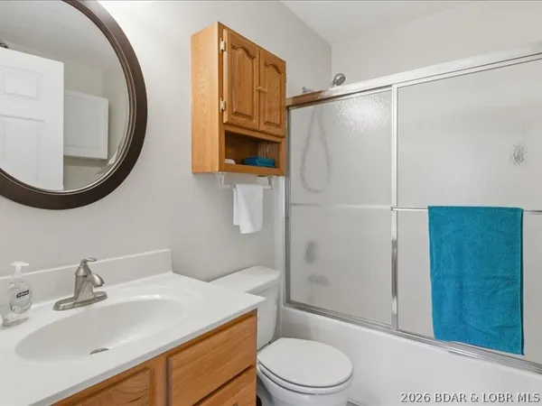 $285,000 | 31431 Barrel Road, Stover, MO 65078