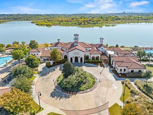 $699,000 | 1123 Autumn Mist Way, Arlington, TX 76005