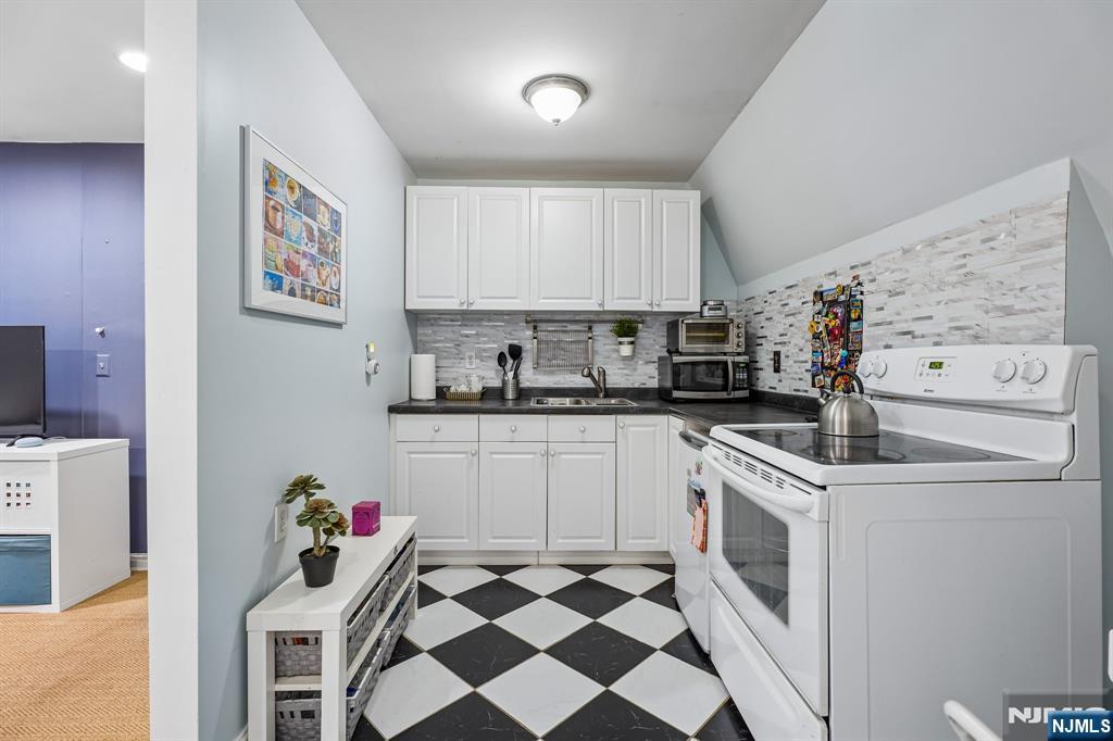194 Hillside Avenue Glen Ridge, NJ 07028 - Photo 31 of 43