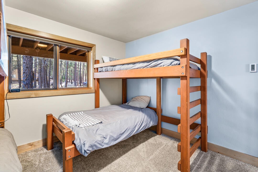 70328 Groundsel Black Butte Ranch, OR 97759 - Photo 17 of 26 2021_09_21_70328_groundsel_sisters-26