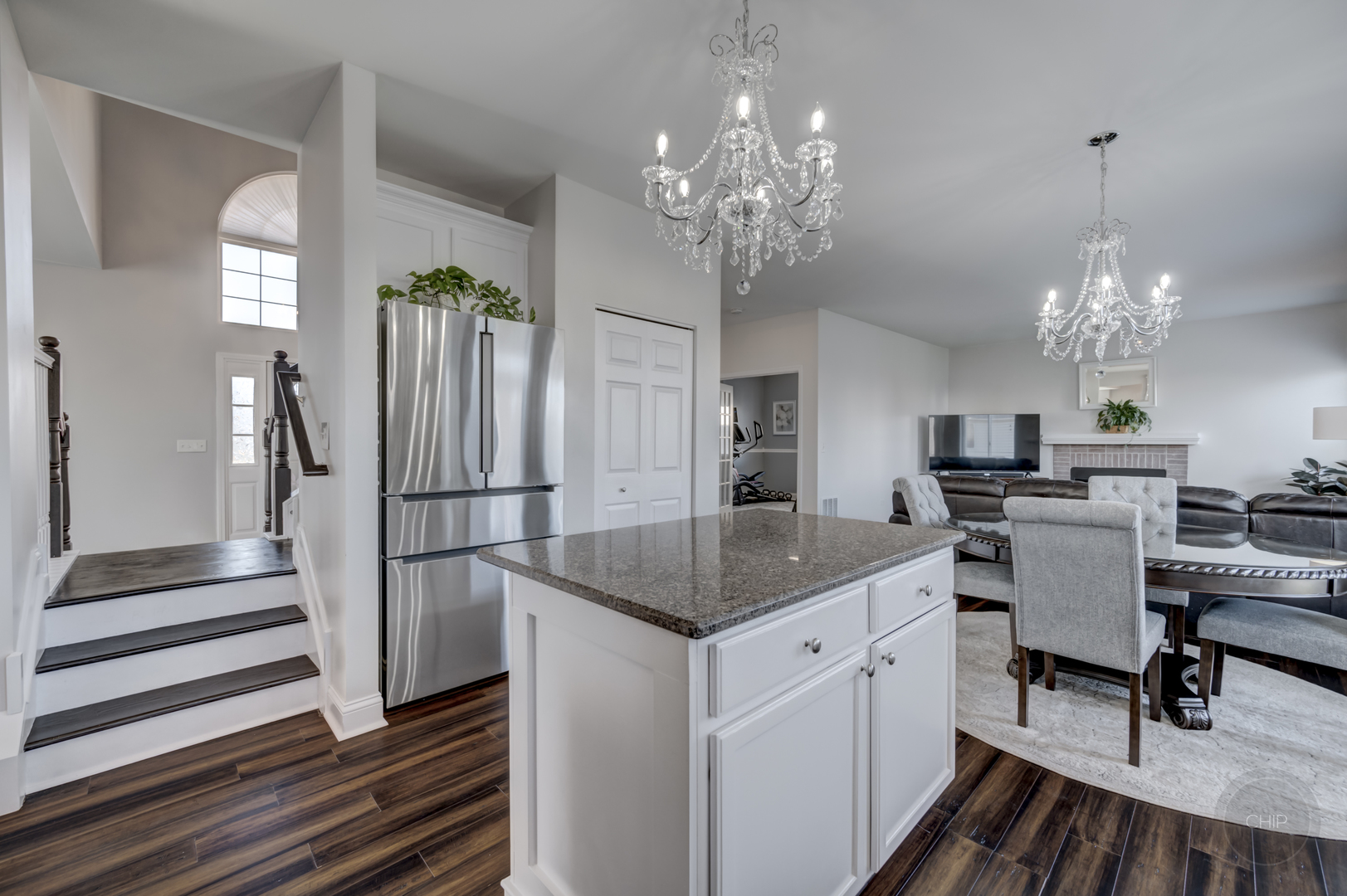 1534 Apple Valley Road Bolingbrook, IL 60490 - Photo 17 of 52