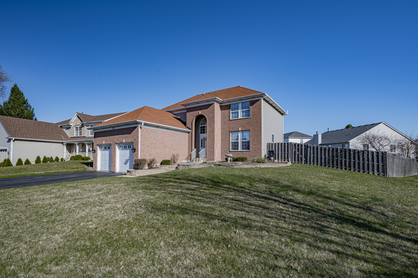 1534 Apple Valley Road Bolingbrook, IL 60490 - Photo 2 of 52