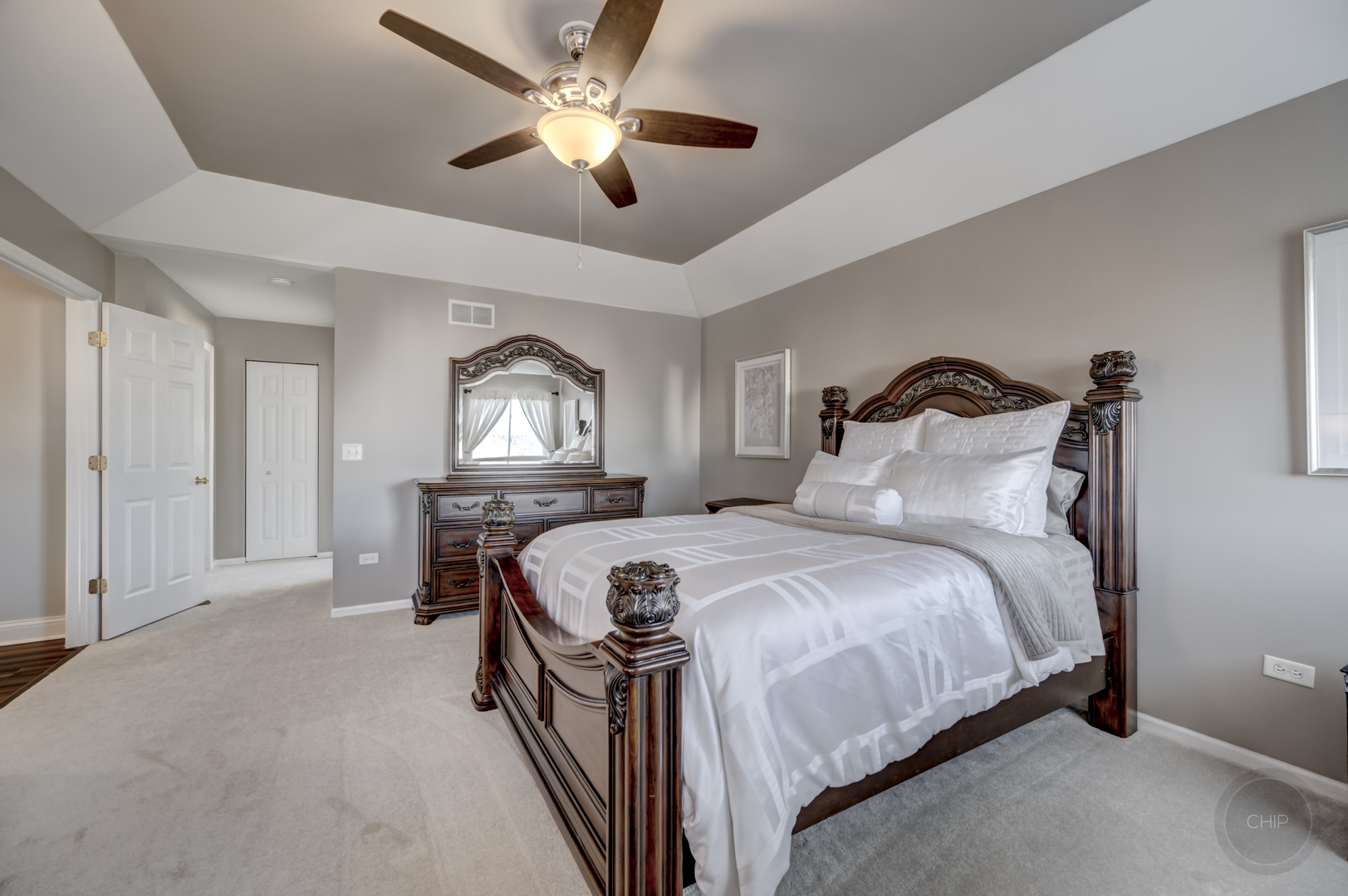 1534 Apple Valley Road Bolingbrook, IL 60490 - Photo 37 of 52