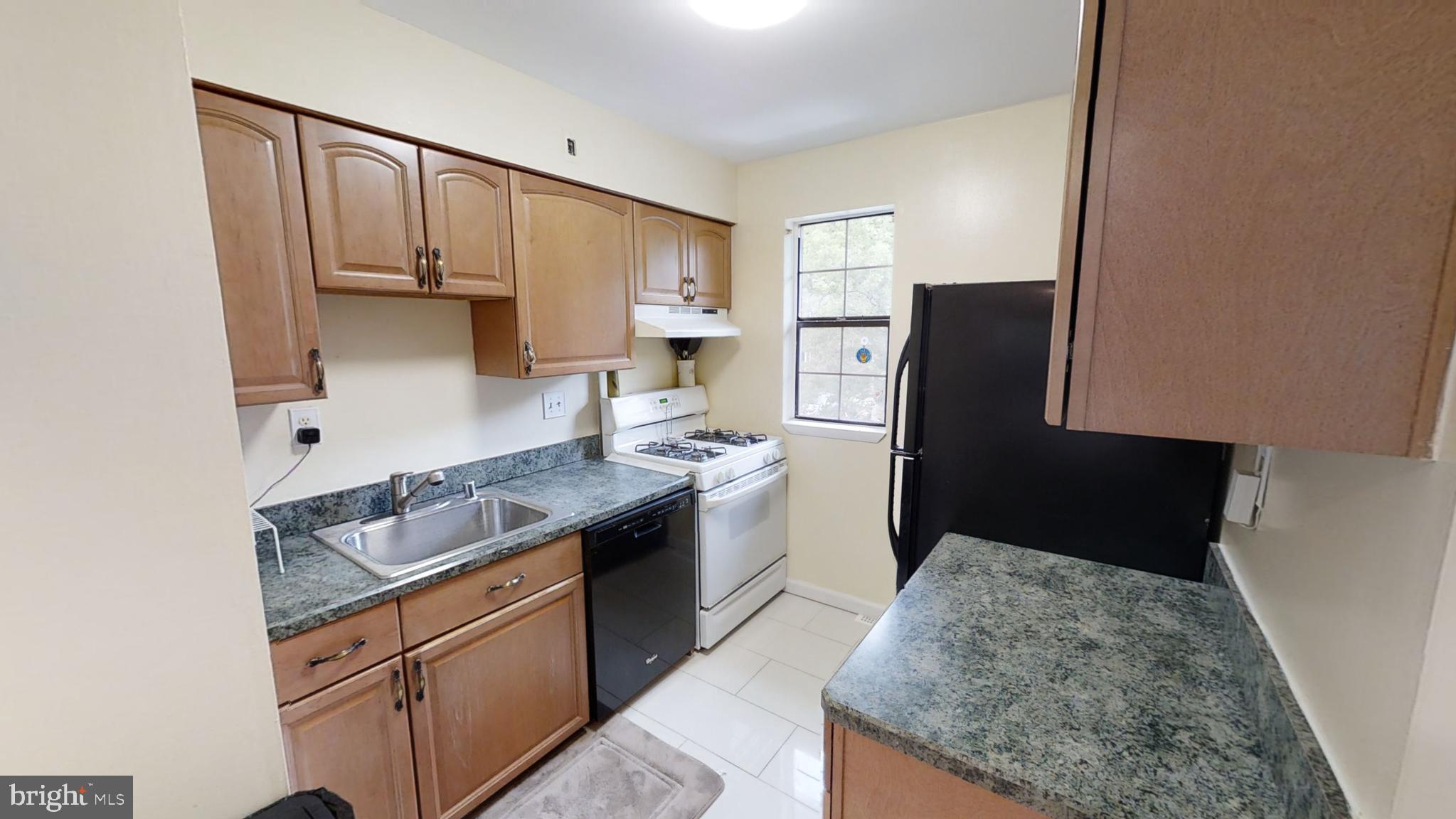 8036 Sandy Spring Road Laurel, MD 20707 - Photo 6 of 19 Gallery Image 6