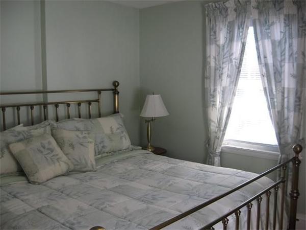20 Gray Birch Road Ashland, MA 01721 - Photo 8 of 19 Gallery Image 8