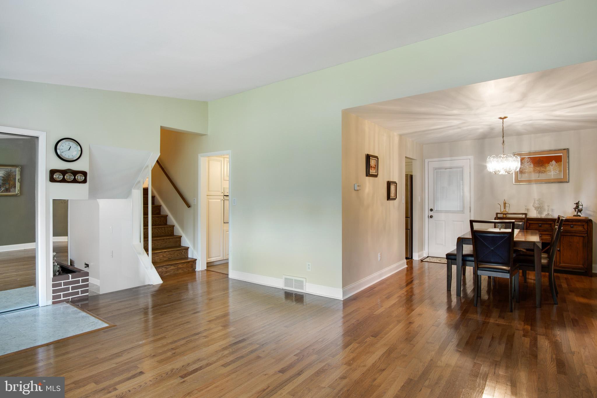 2129 Largo Road Wilmington, DE 19803 - Photo 5 of 20 Open layout living room, dining room and kitchen