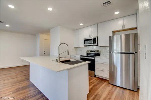 $1,595 | 8600 West Charleston Boulevard, Unit 1180, Las Vegas, NV 89117