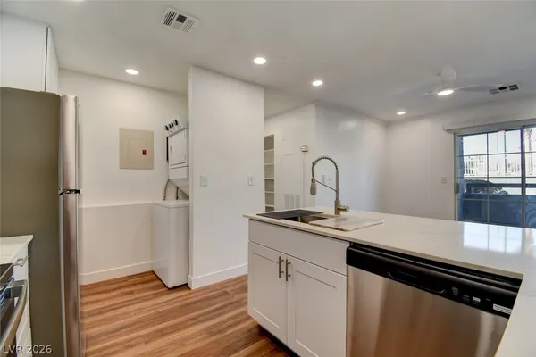 $1,595 | 8600 West Charleston Boulevard, Unit 1180, Las Vegas, NV 89117