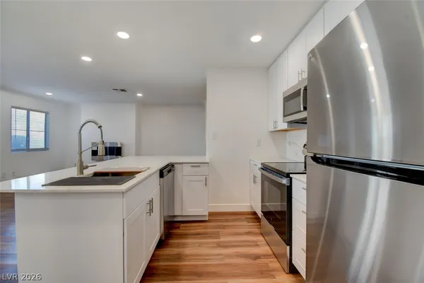 $1,595 | 8600 West Charleston Boulevard, Unit 1180, Las Vegas, NV 89117