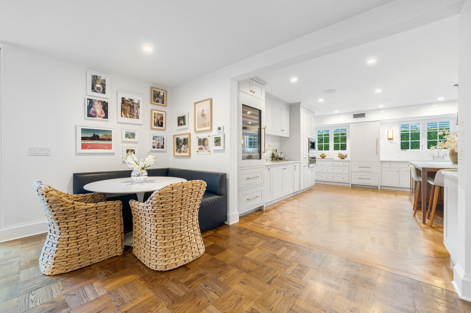 218 List Road Palm Beach, FL 33480 - Photo 12 of 40 Breakfast Area