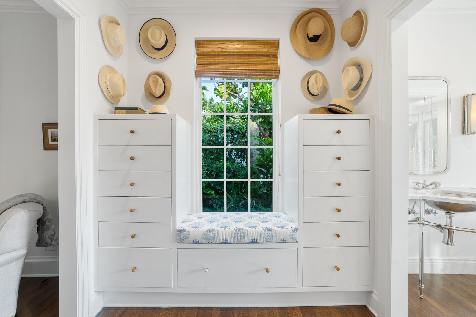 218 List Road Palm Beach, FL 33480 - Photo 20 of 40 Principal Bedroom