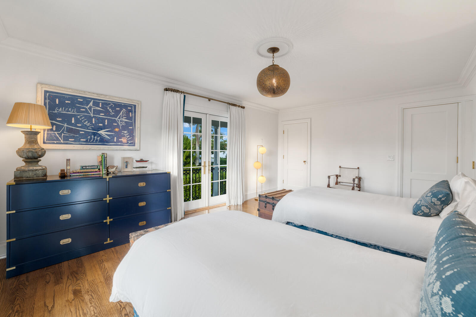 218 List Road Palm Beach, FL 33480 - Photo 29 of 40 Guest Bedroom